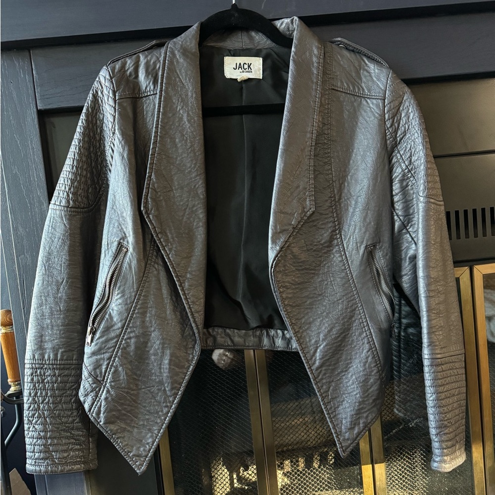 Grey cropped vegan leather jacket